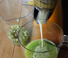 Kiwi-pinapple-juice_2